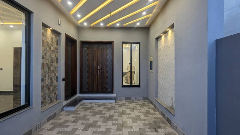 5 Marla Brand New Double Story corner House For sale royal orchard Multan 2