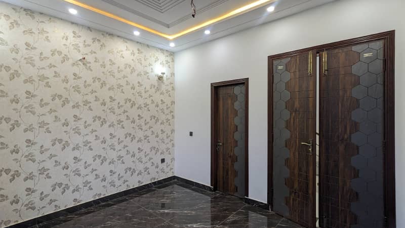 5 Marla Brand New Double Story corner House For sale royal orchard Multan 7