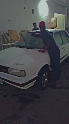 Nissan Sunny 1988