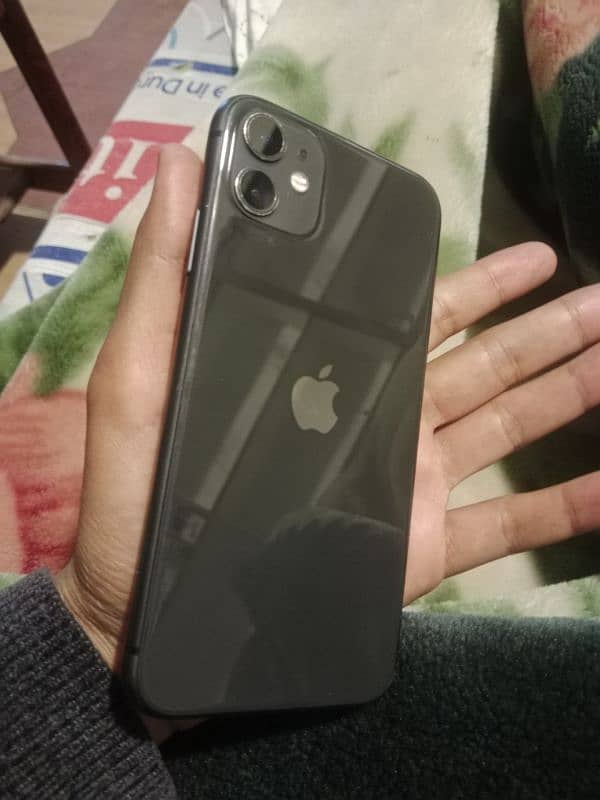 iphone 11 (03051036915) 4