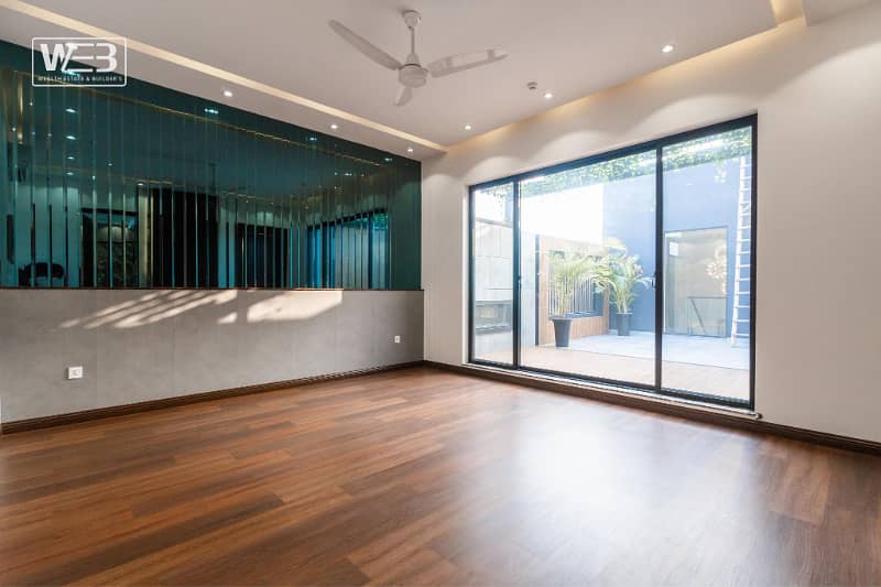 WIth Basement 1 Kanal Modern House for Sale NOW in DHA Phase 7 35