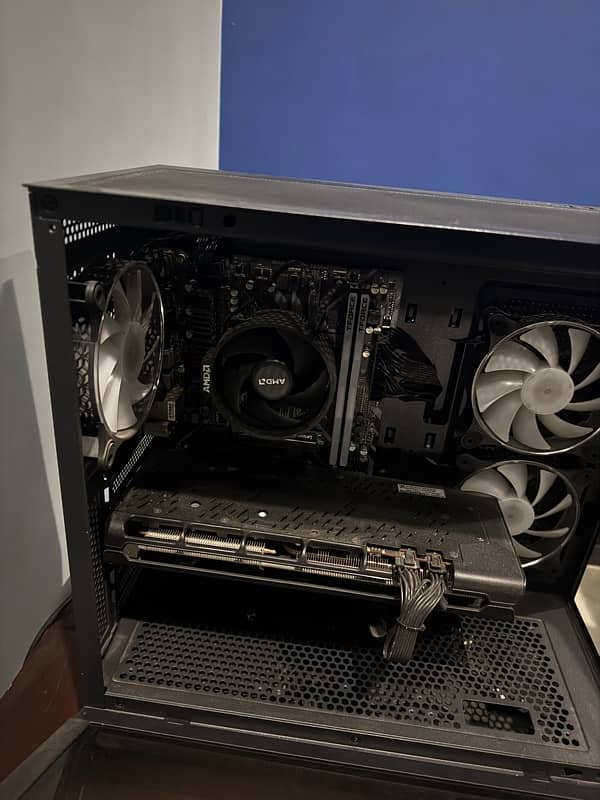 RX5700 XT Gaming PC 4