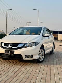 Honda City Aspire 2018 1.5 white wooden interior