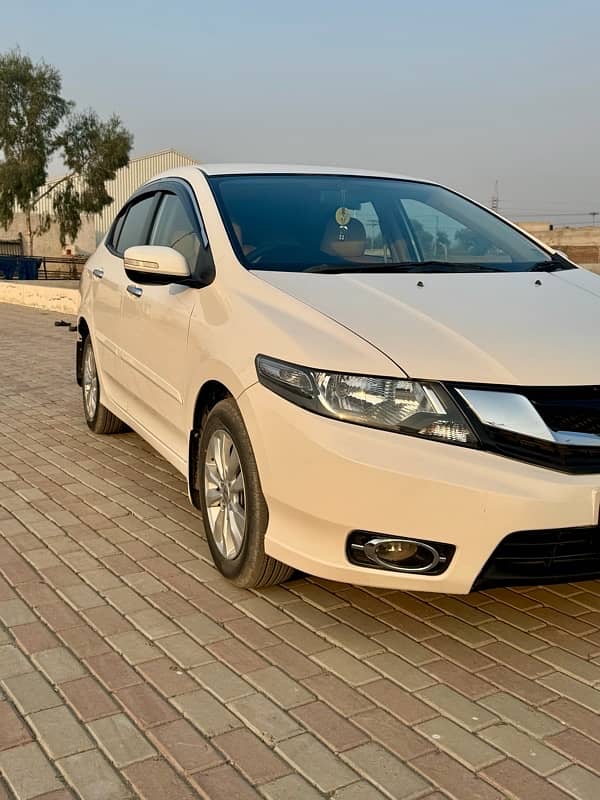 Honda City Aspire 2018 1.5 white wooden interior 2