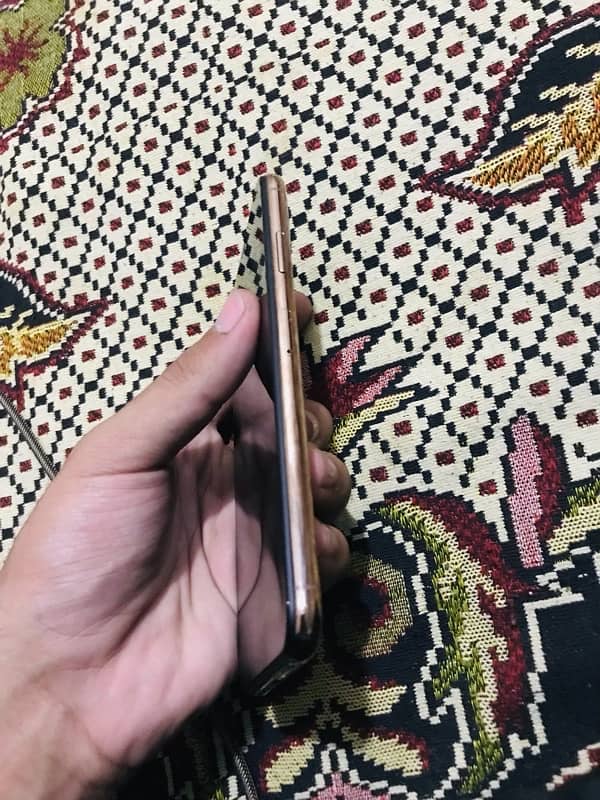 iphone xsmax 64 gb factory unlock non pta 1