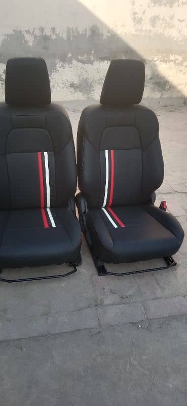 all cars seats poshish available 0