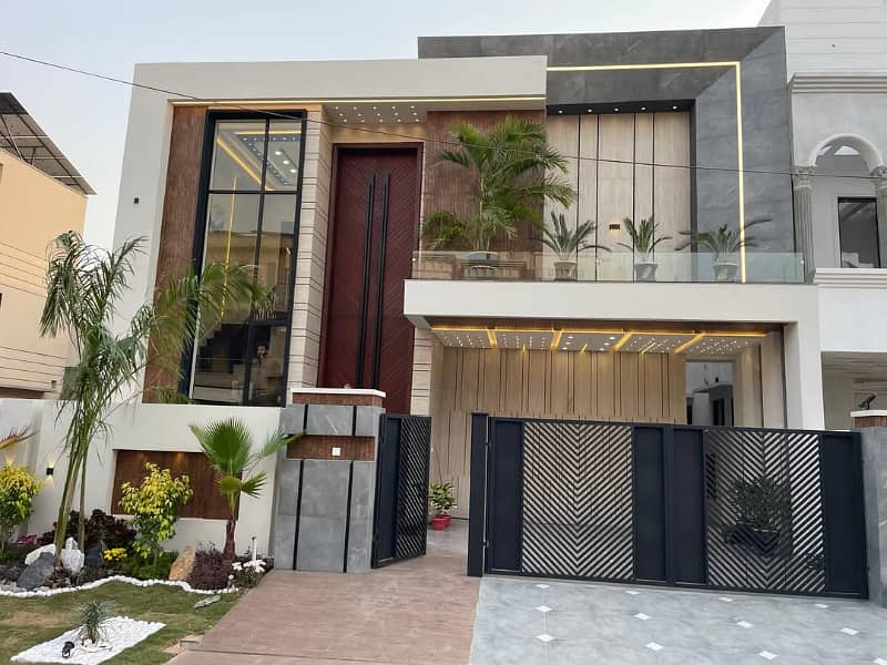 Luxury House For Sale 0