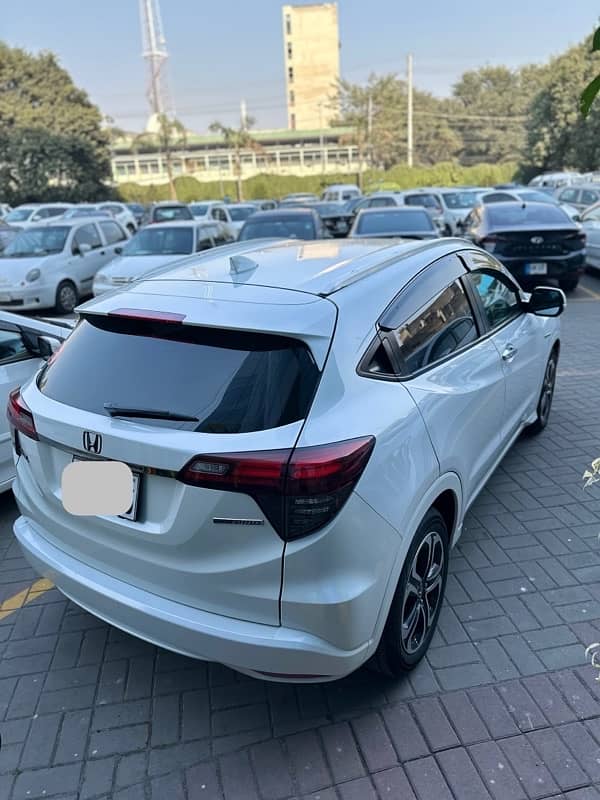 Honda Vezel 2018 1