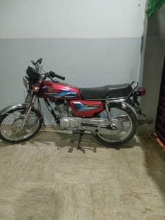 Total gentleman Honda 125 model 2023 2024