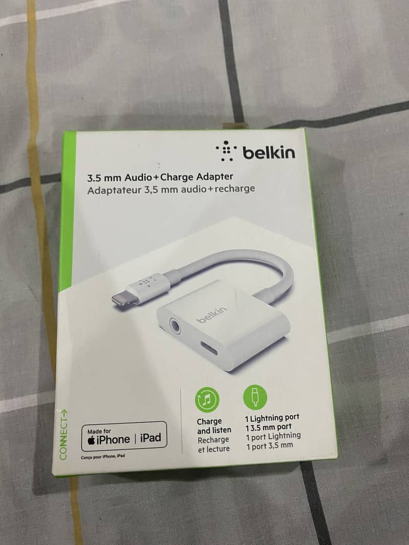 Belkin splitter lightning to 3.5mm + charge adapter 1