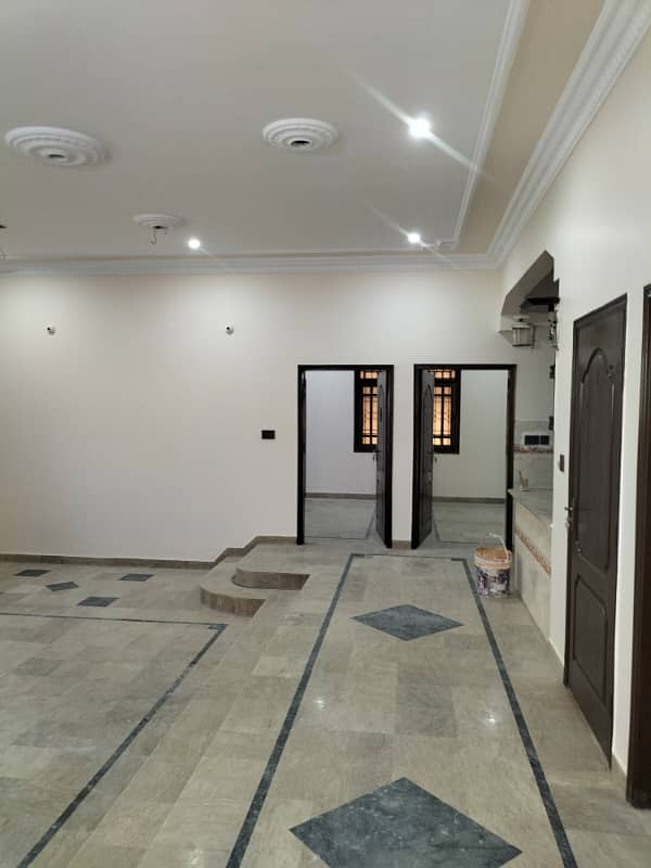 400 sq yards beutyfull portion for rent in kaneez fatima society 2