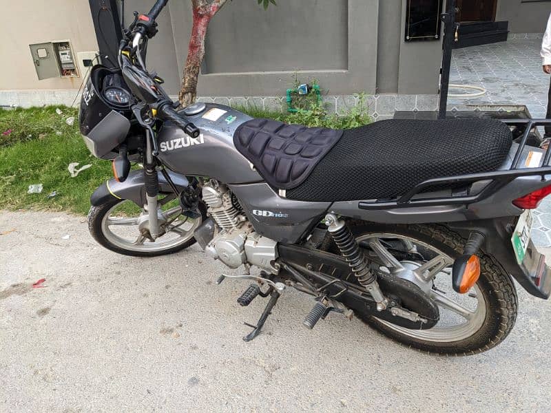 Suzuki gd 110s bike for sale one hand used 1