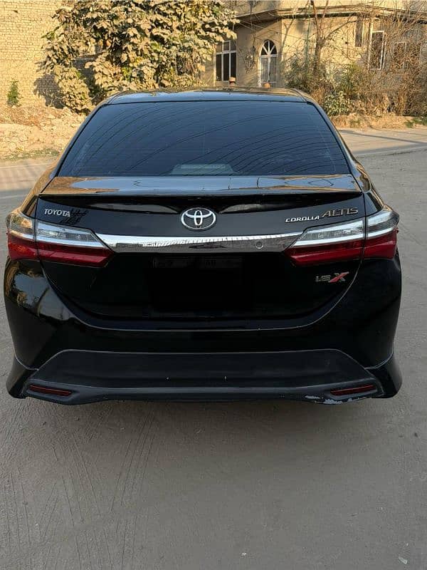 Toyota Corolla GLI 2015 1