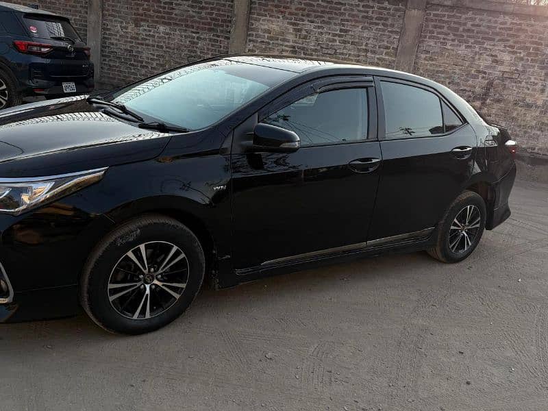 Toyota Corolla GLI 2015 3