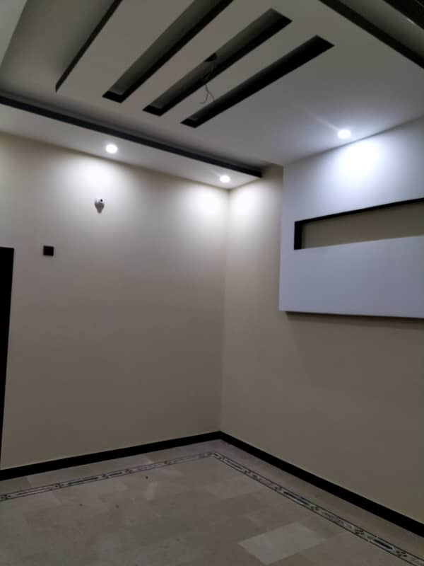 120 sq yards new portion for rent in Malik society 2