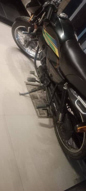 Honda Prider Black  22model for sale 0