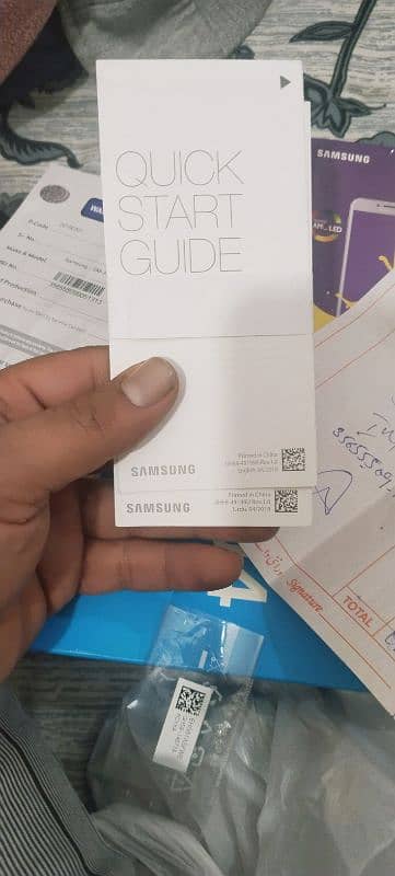 like a brand new condition Samsung Galaxy j4 1