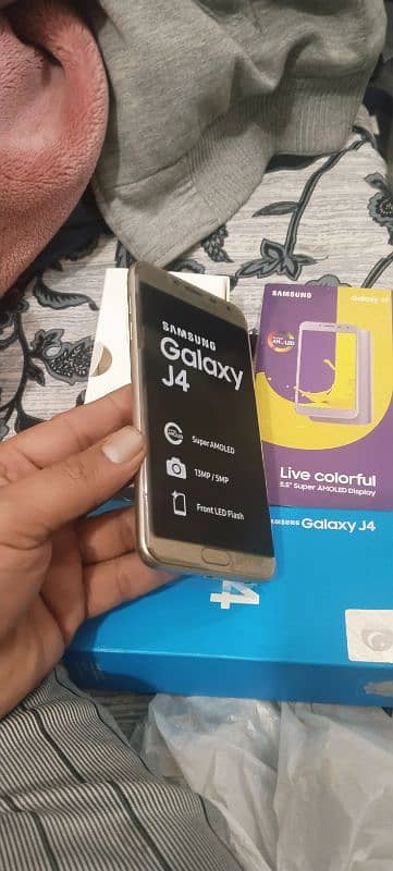 like a brand new condition Samsung Galaxy j4 7