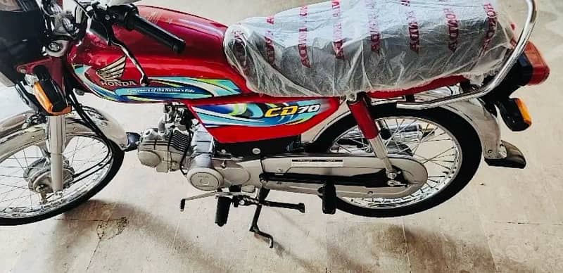 Honda cd70model 2024 Hyderabad number new bike urgsale 10