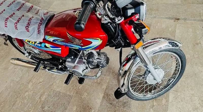 Honda cd70model 2024 Hyderabad number new bike urgsale 11