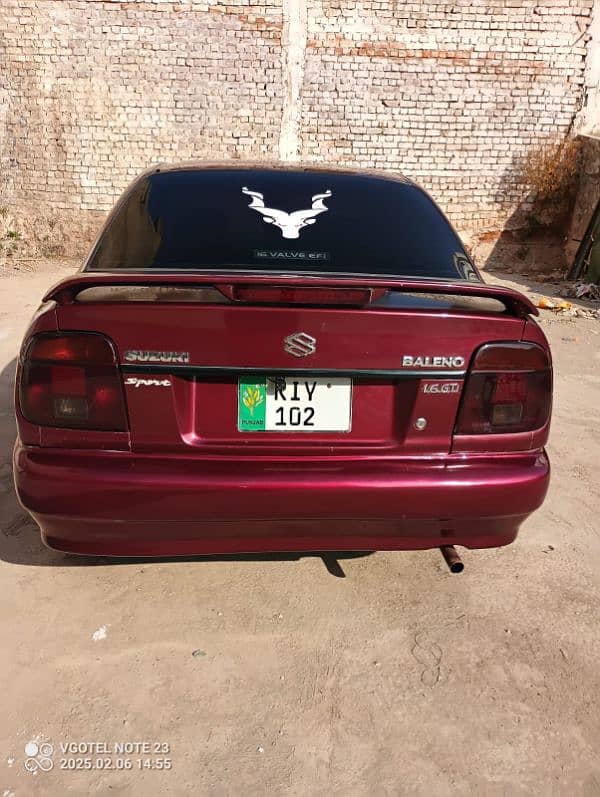 Suzuki Baleno 2001 4