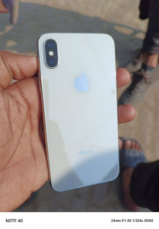 iphoneX 64gb 100health very goog battery timing 0