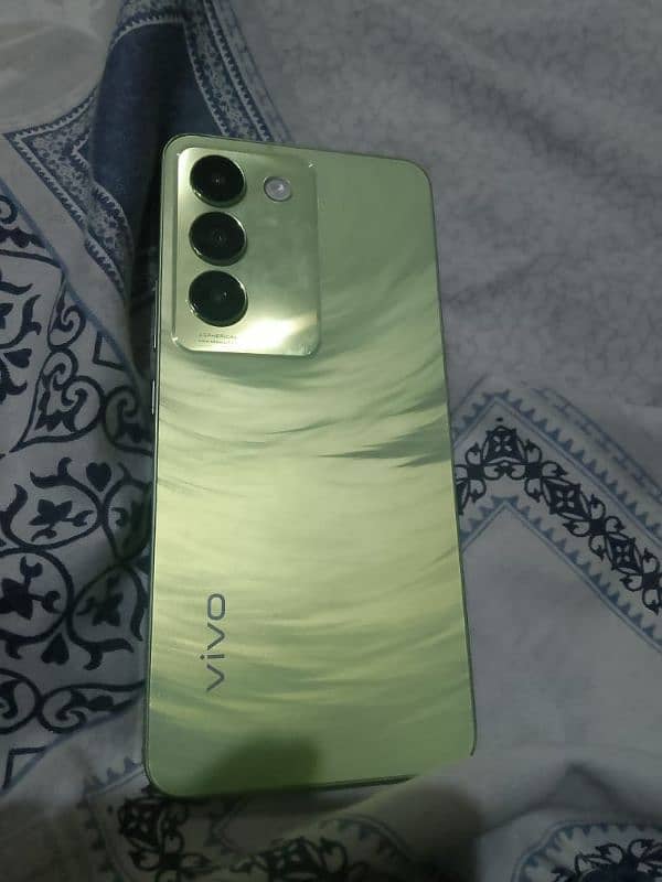 Vivo y100 3