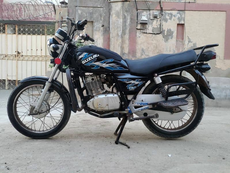 Suzuki GS 150 (Special Edition) 1