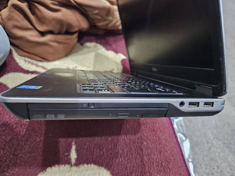 Dell Latitude E6440 i5 4th gen 6