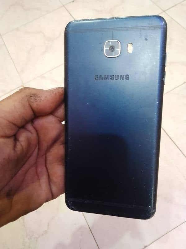 Samsung c 7 pro 4gb 64gb pta approved hy 2