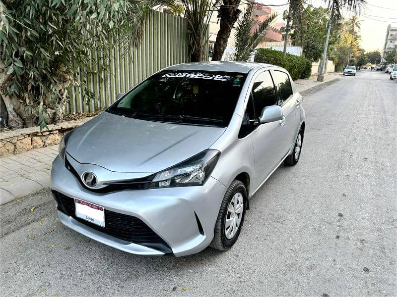 Toyota Vitz 2015 3