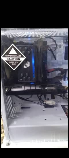 Gaming PC with cooler master sink