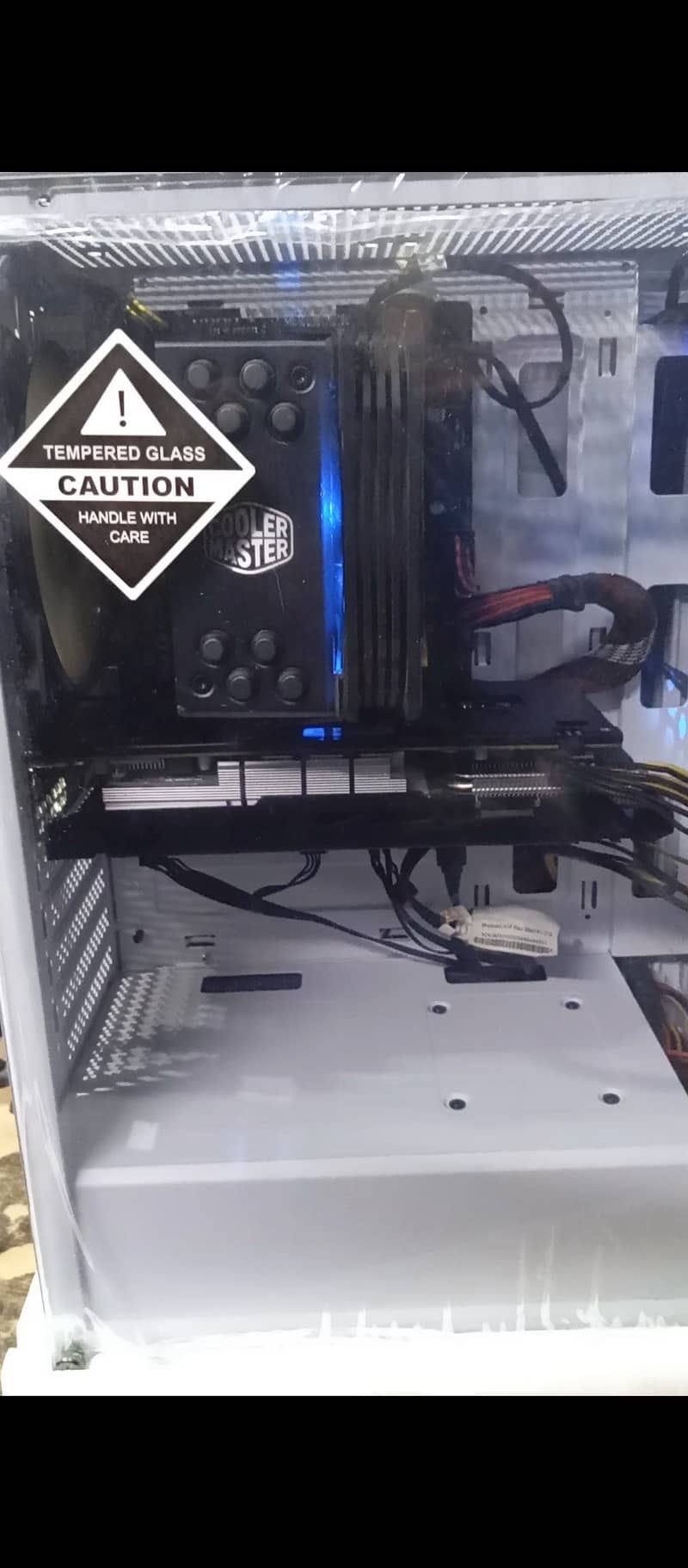 Gaming PC with cooler master sink 1