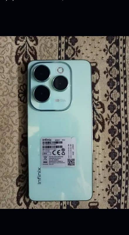 Infinix Hot 40Pro 8/256 All Okay With Box Charger 5