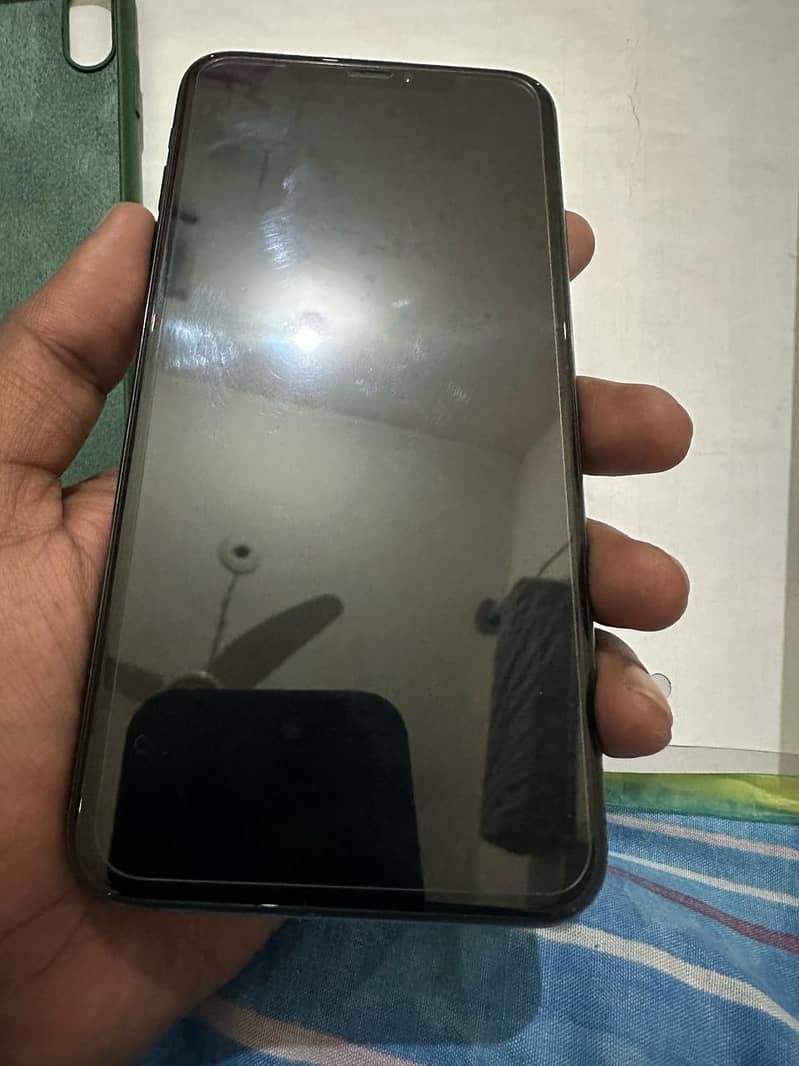 Apple iPhone XS Max (03104703590 WhatsApp only) 1