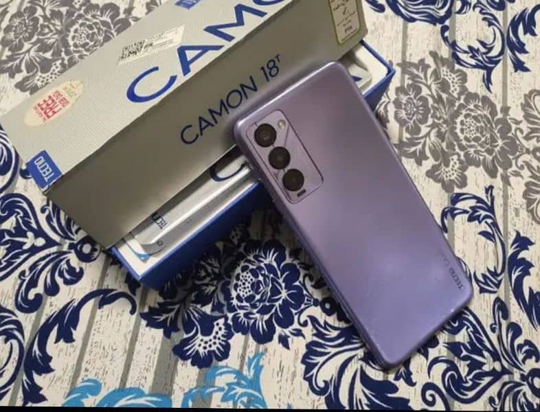 Tecno camon 18t 4/128 with box 1