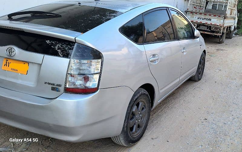 Toyota Prius 2008-2013 in mint condition for sale 2