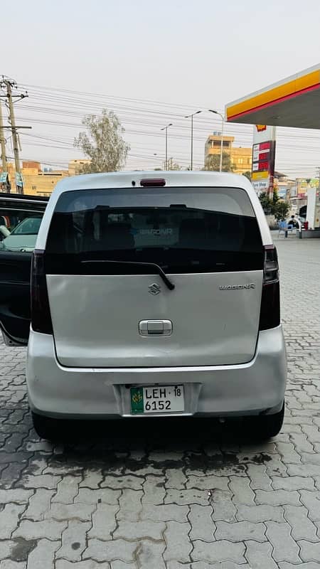 Suzuki Wagon R 2018 3