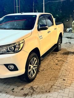 Toyota Hilux Revo