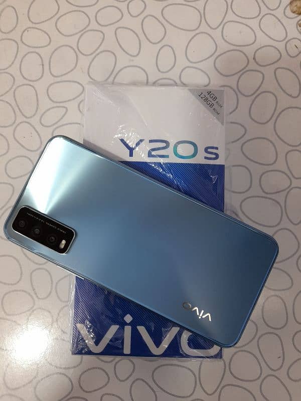 VIVO Y20S 4GB RAM 128GB MEMORY SET CHARGER AND BOX 1