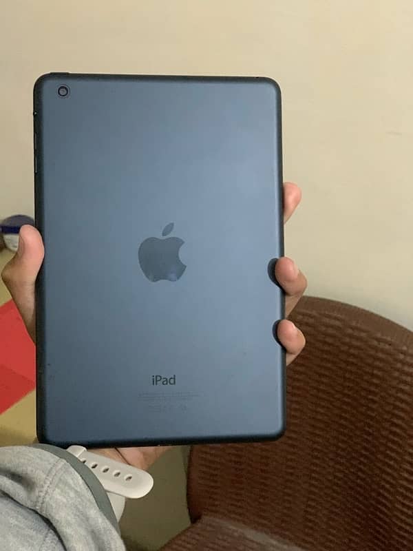 Apple I Pad mini 3 1