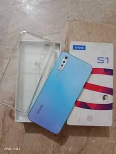 VIVO S1 4/128 GB