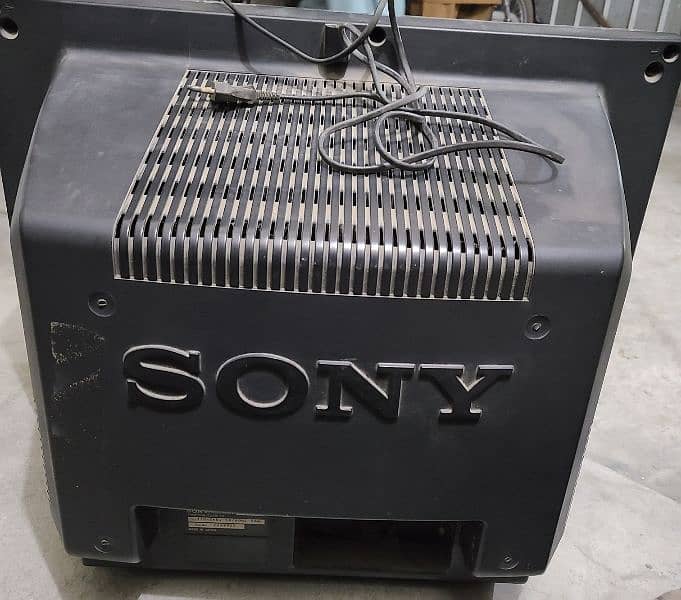 Sony T. V 2