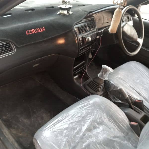 Toyota Corolla XEG 2000 5