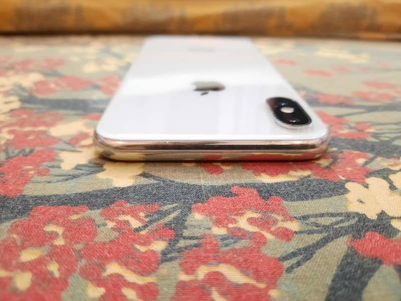 IPhone xs 256GB PTA Approved 3