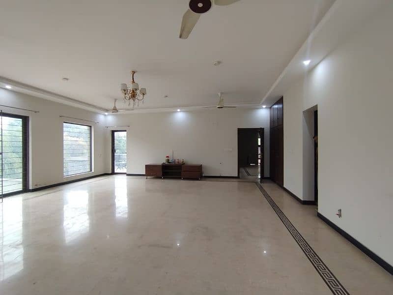 (14 Bed rooms) 2 Kanal House available for Rent in F10 11