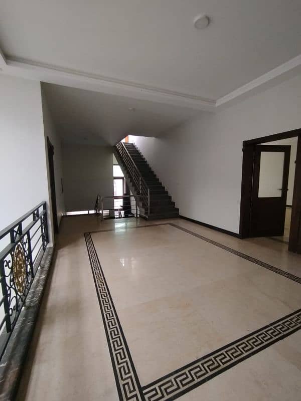 (14 Bed rooms) 2 Kanal House available for Rent in F10 12