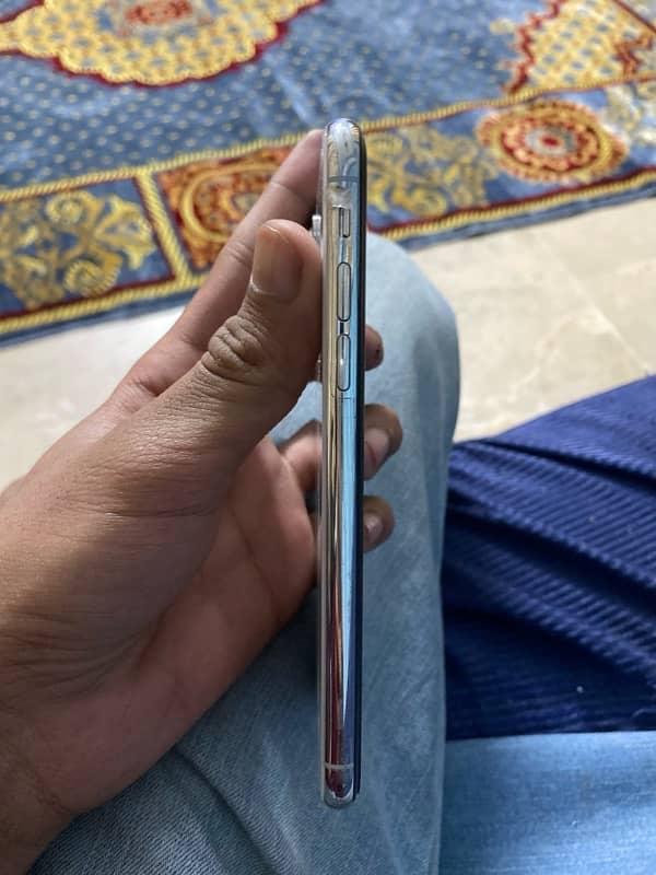 IPhone X FU 64 non 1