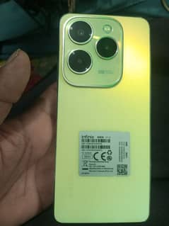 Infinix Hot 40.