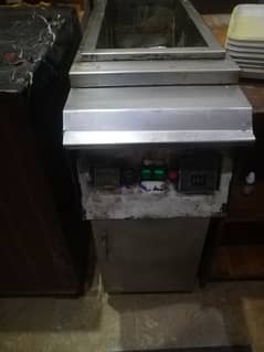 Fast food deep fryer for sell Urgent Sell